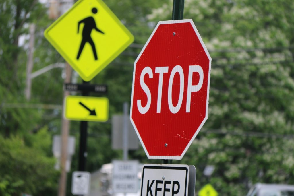 red and white stop sign